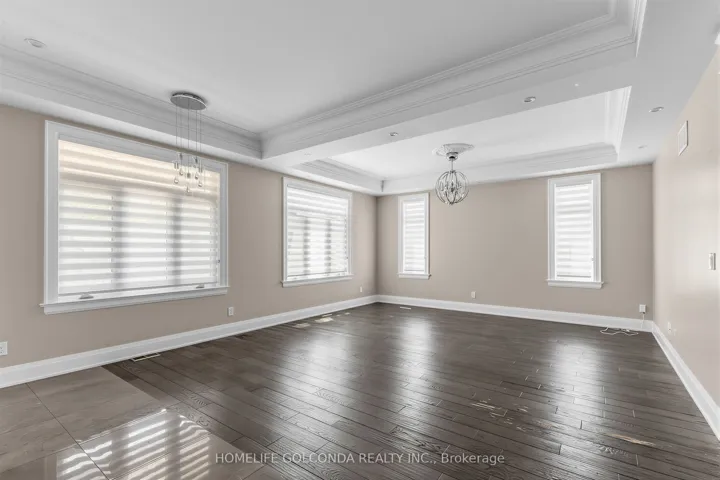 67 Mcadam Avenue, Toronto W04, ON M6A 1S6