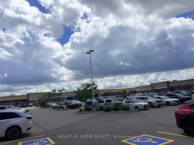 480 Chrysler Drive 39, Brampton, ON L6S 0C1