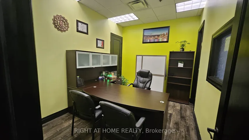 480 Chrysler Drive 39, Brampton, ON L6S 0C1