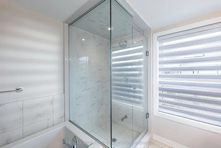 213 Downsview Park Boulevard, Toronto W05, ON M3K 0A5