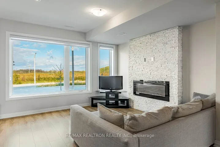 213 Downsview Park Boulevard, Toronto W05, ON M3K 0A5