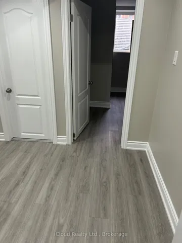 1295 Rose Way W, Milton, ON L9E 1M2