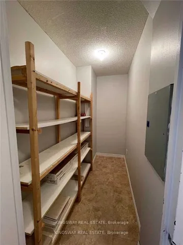 Ensuite Locker
