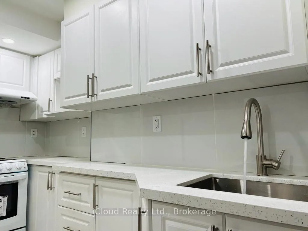 Property For Lease | W13536320