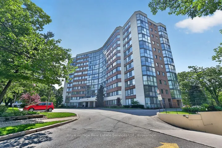 1240 Marlborough Court, Oakville, ON L6H 3K7