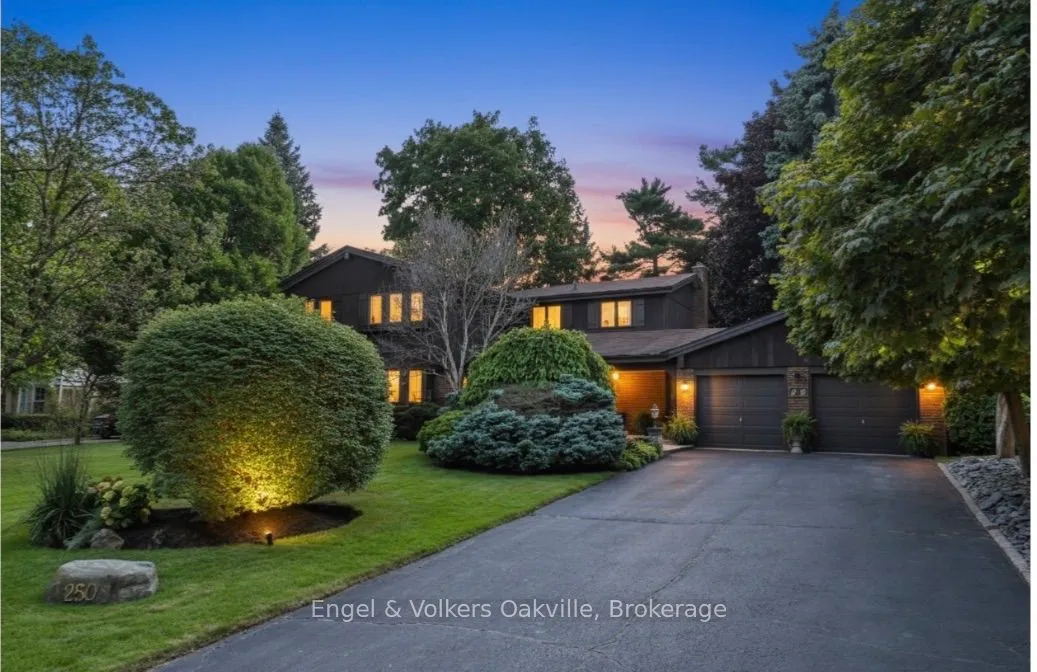 Detached Home For Sale | W13538854