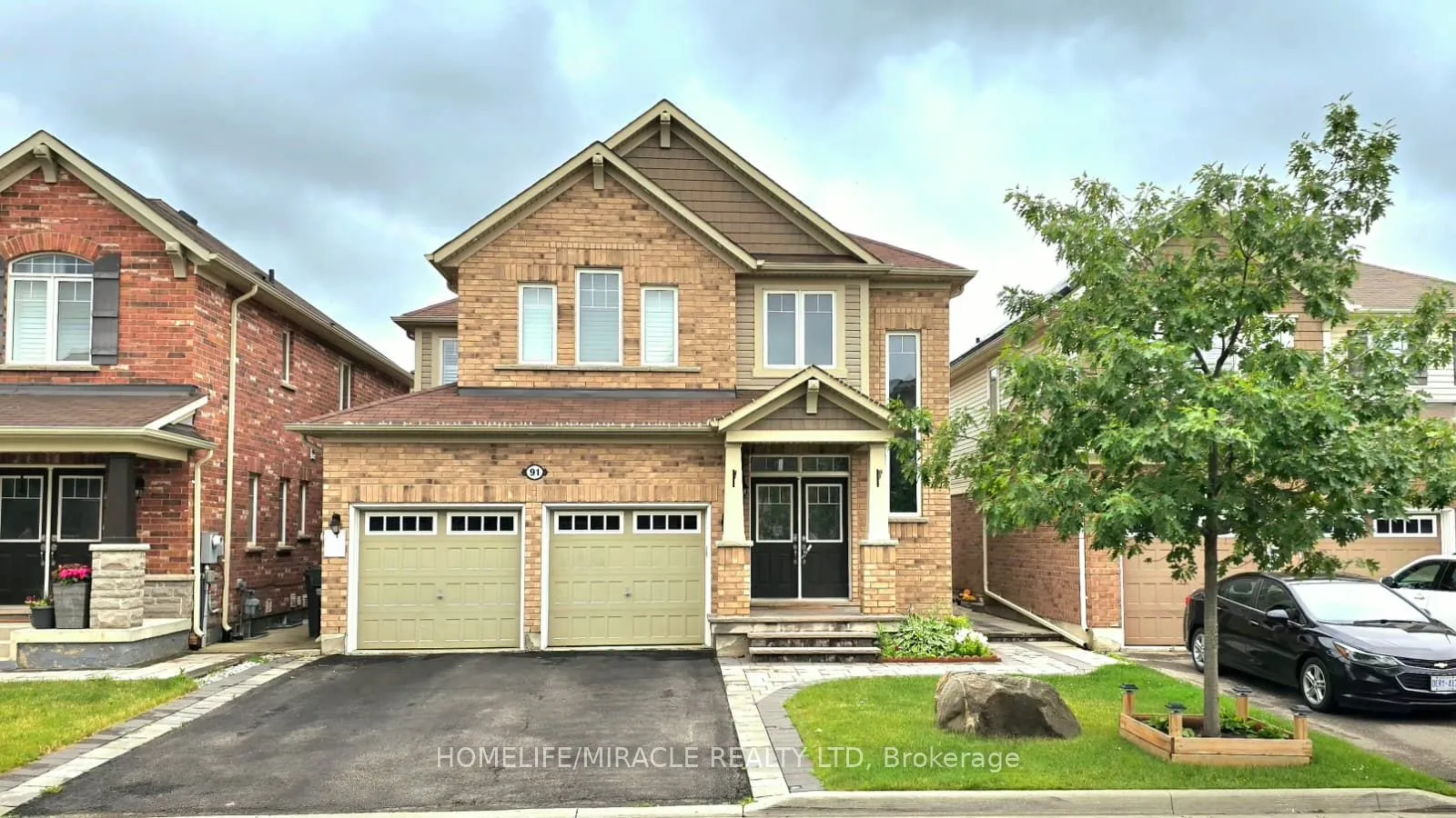 Detached Home For Lease | W13539994