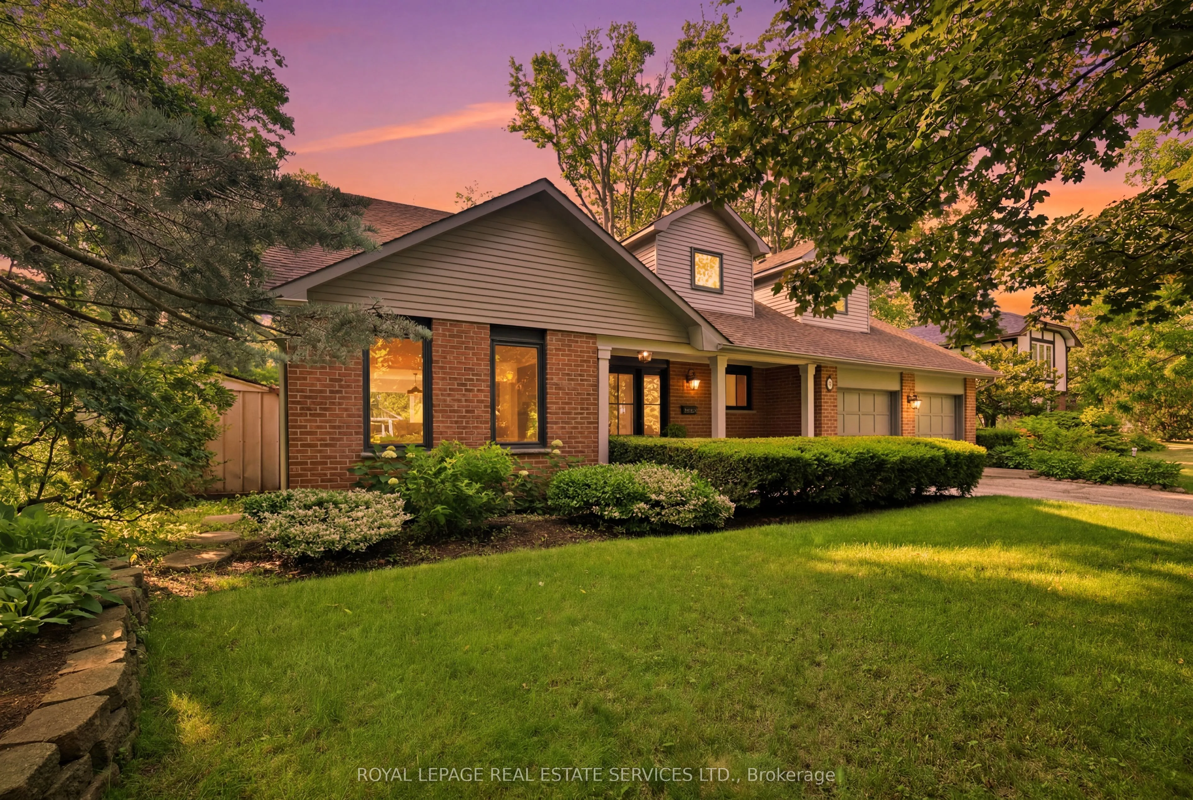 Detached Home For Sale | W13541856