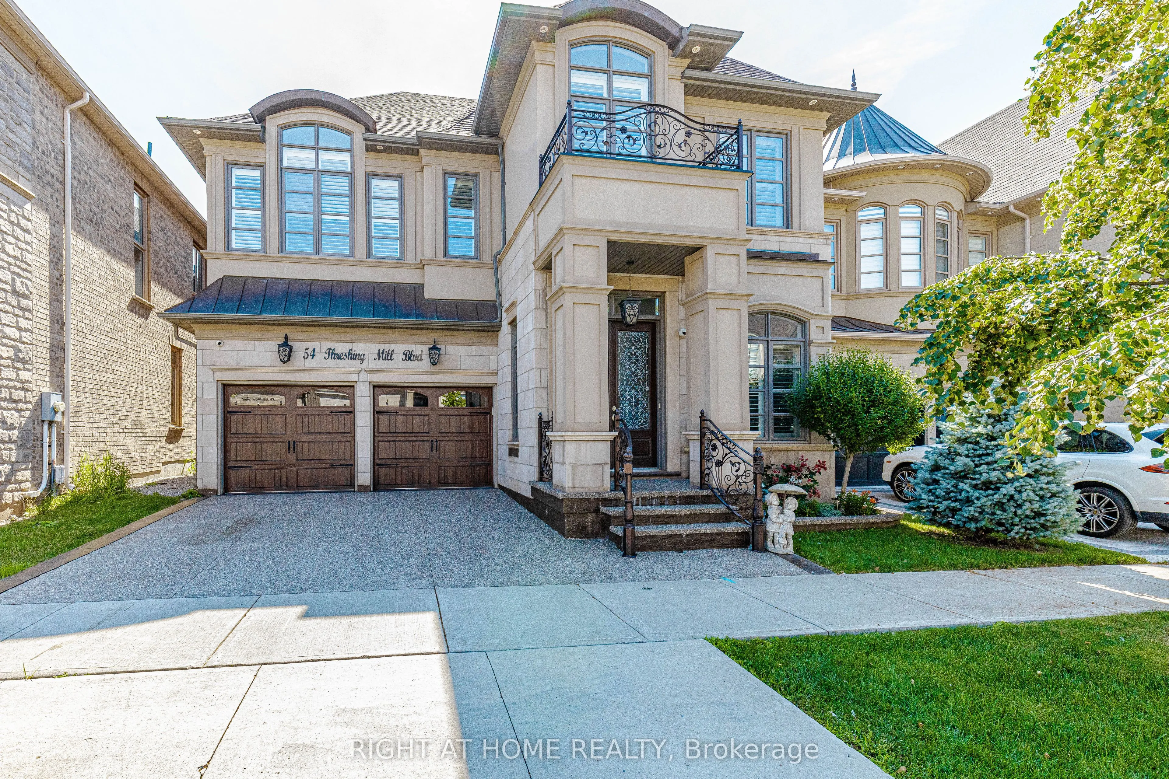 Detached Home For Sale | W13543254