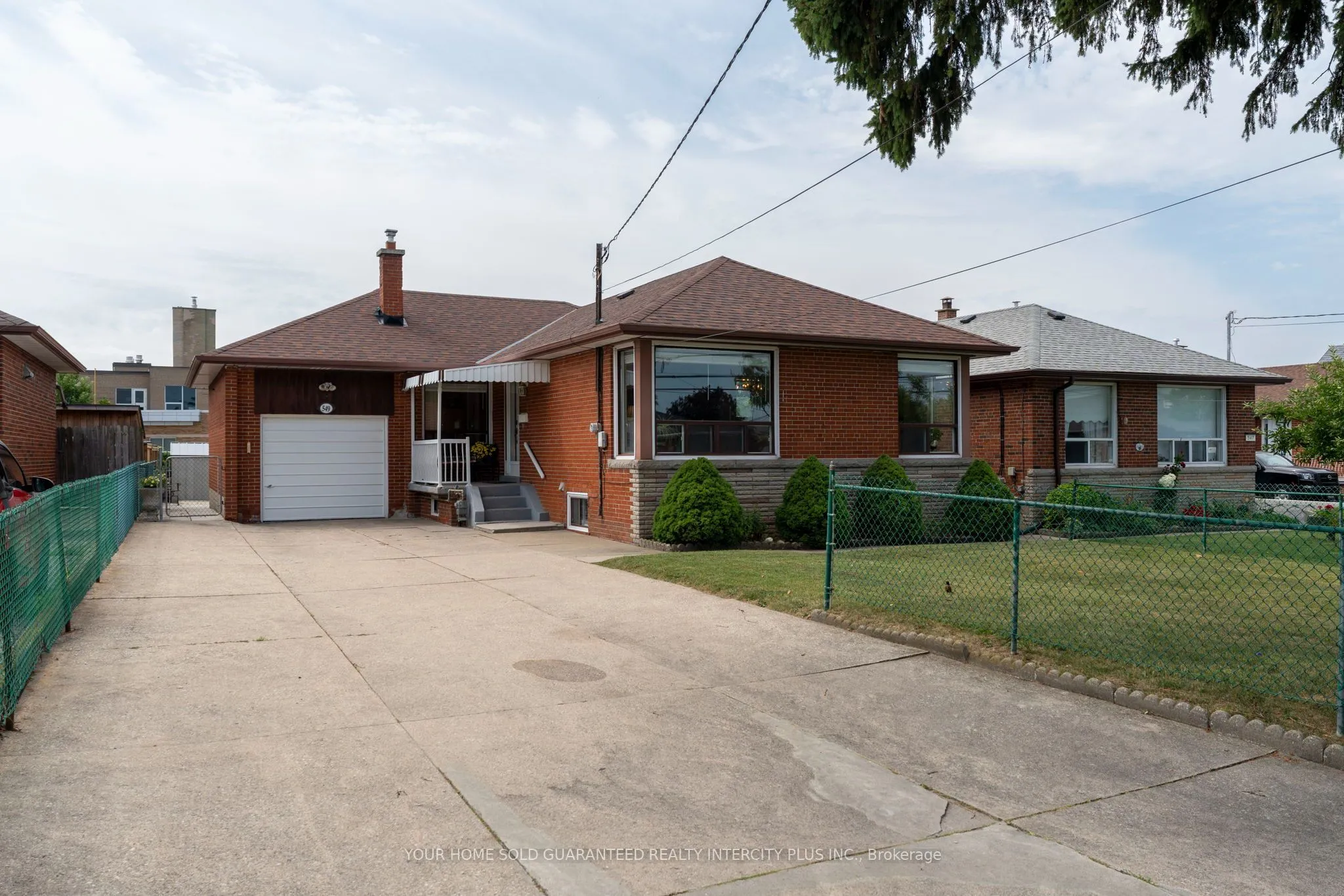 Detached Home For Sale | W13543478
