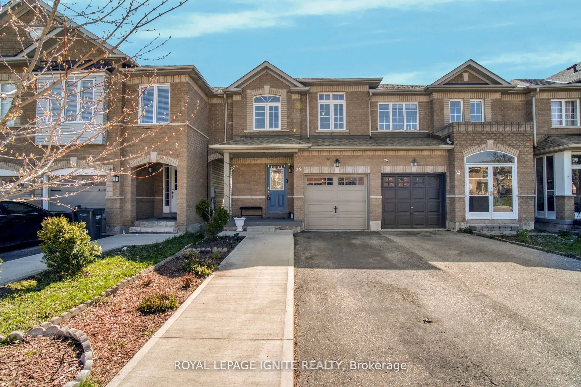 Semi-Detached Home For Lease | W13544642