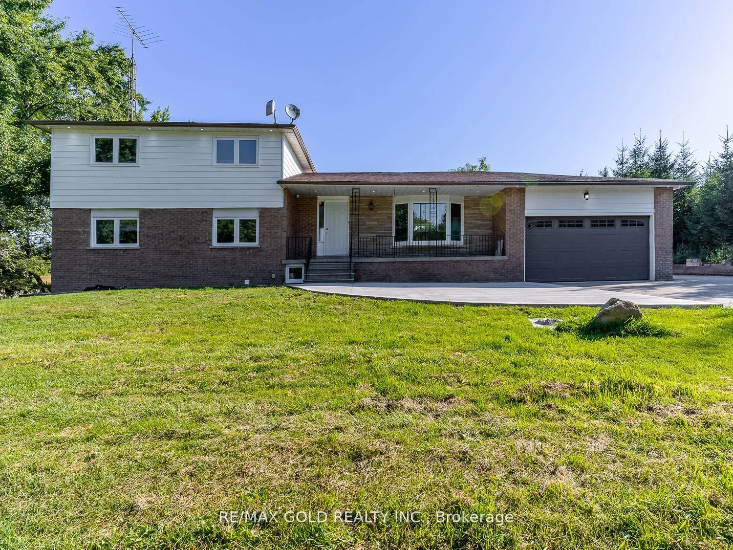 Detached Home For Sale | W13545594
