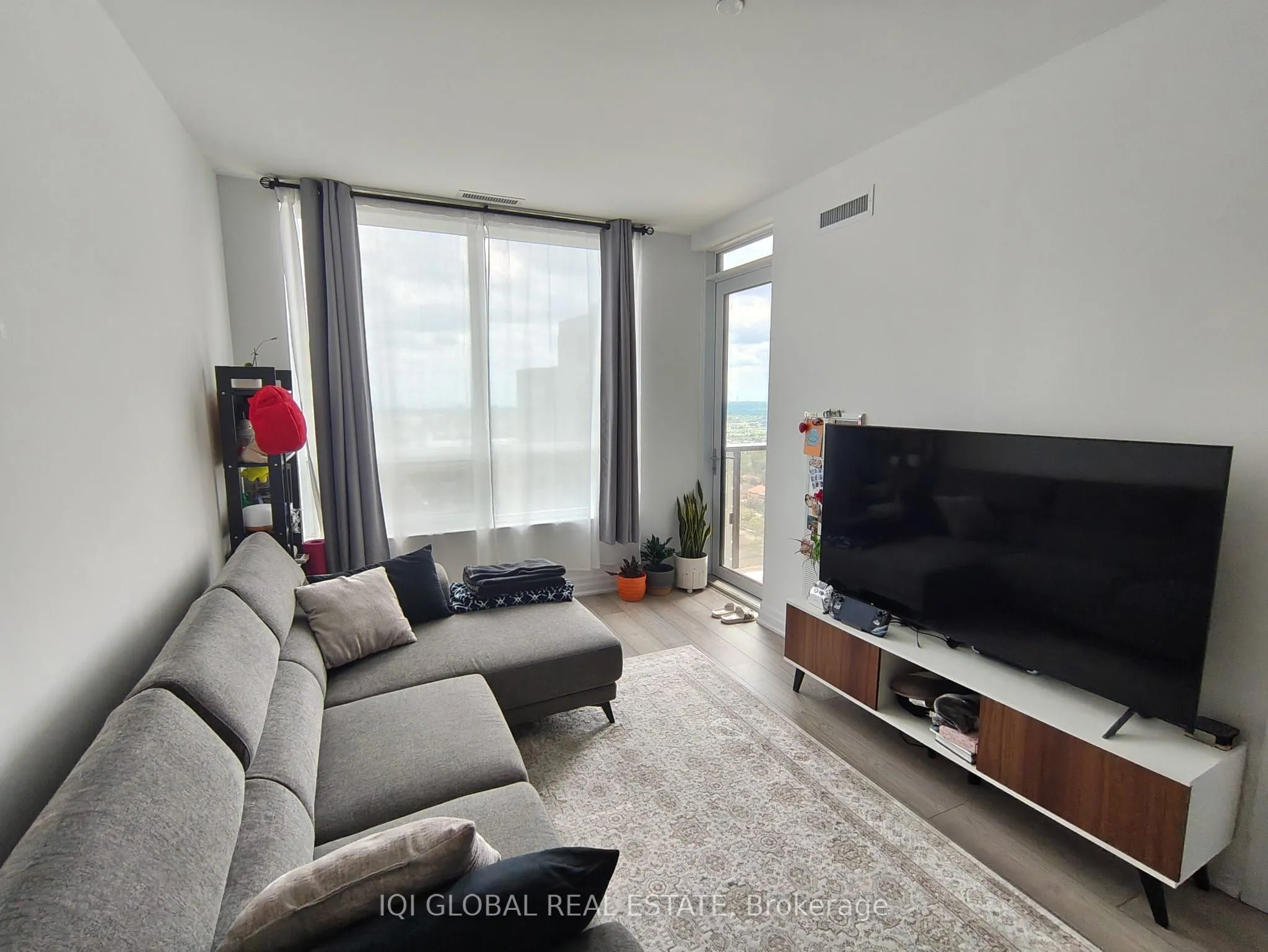 Property For Sale | W13545826