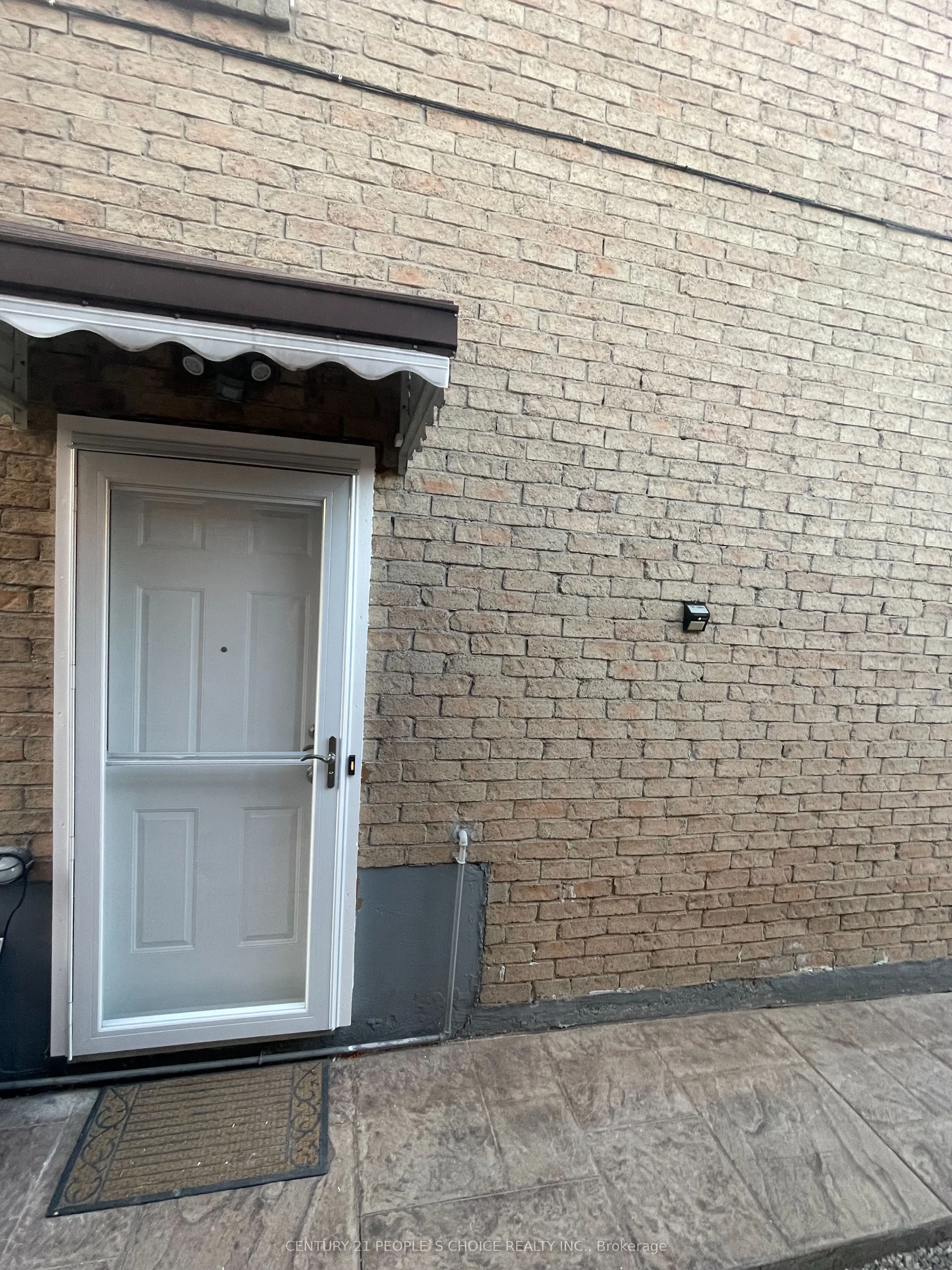 Detached Home For Lease | W13546518