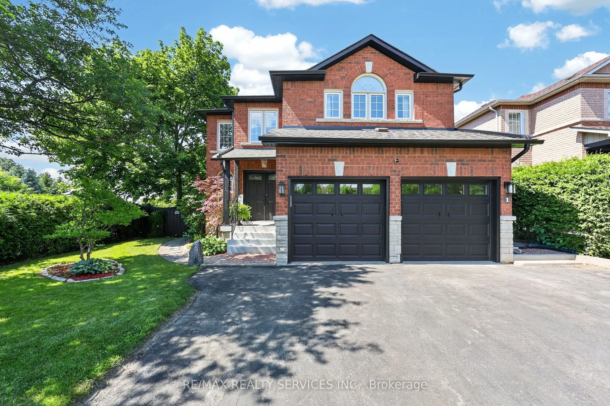 Detached Home For Sale | W13547018