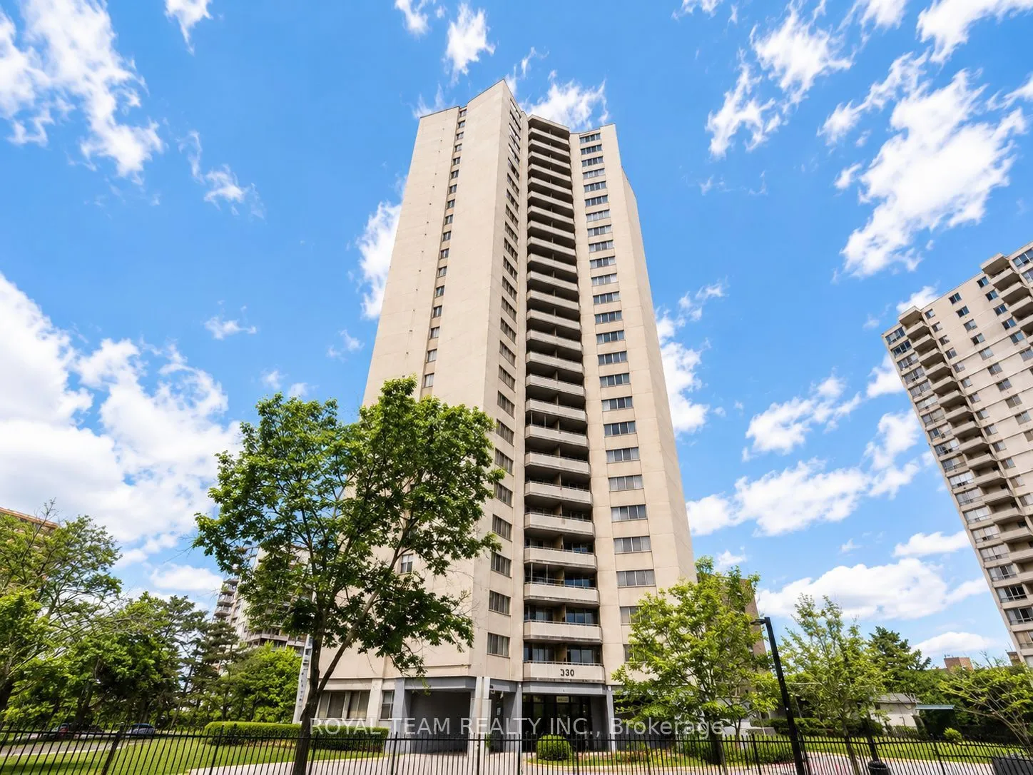 Property For Lease | W13548272