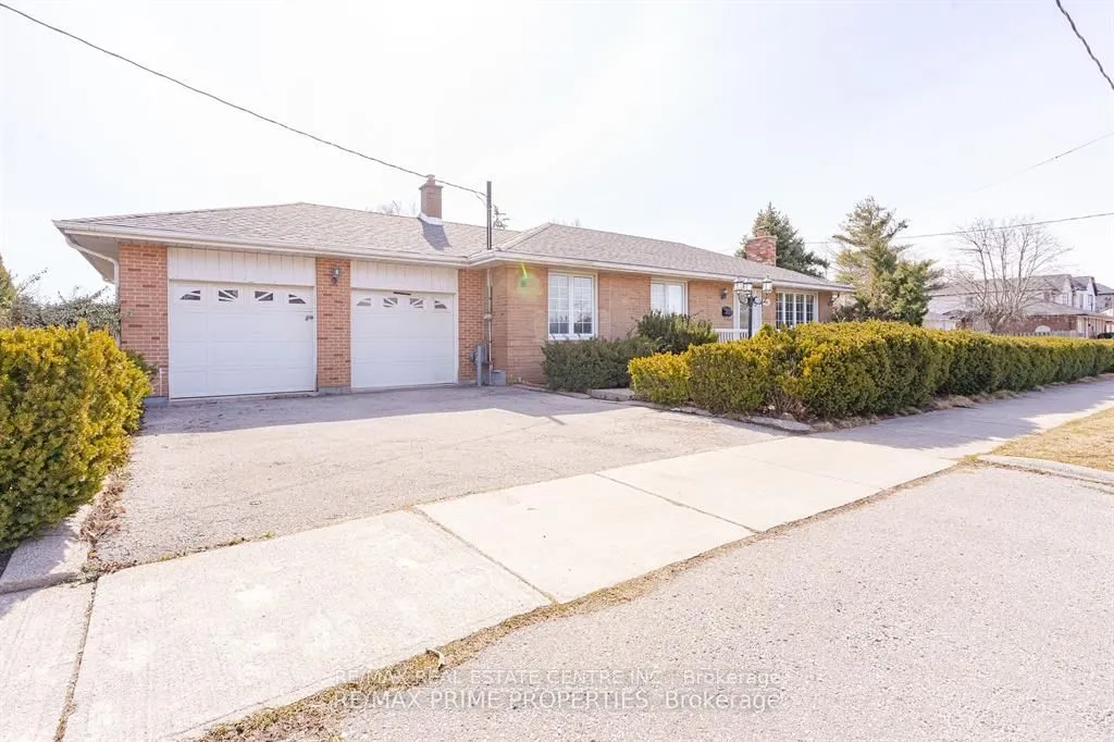 Detached Home For Lease | W13548486