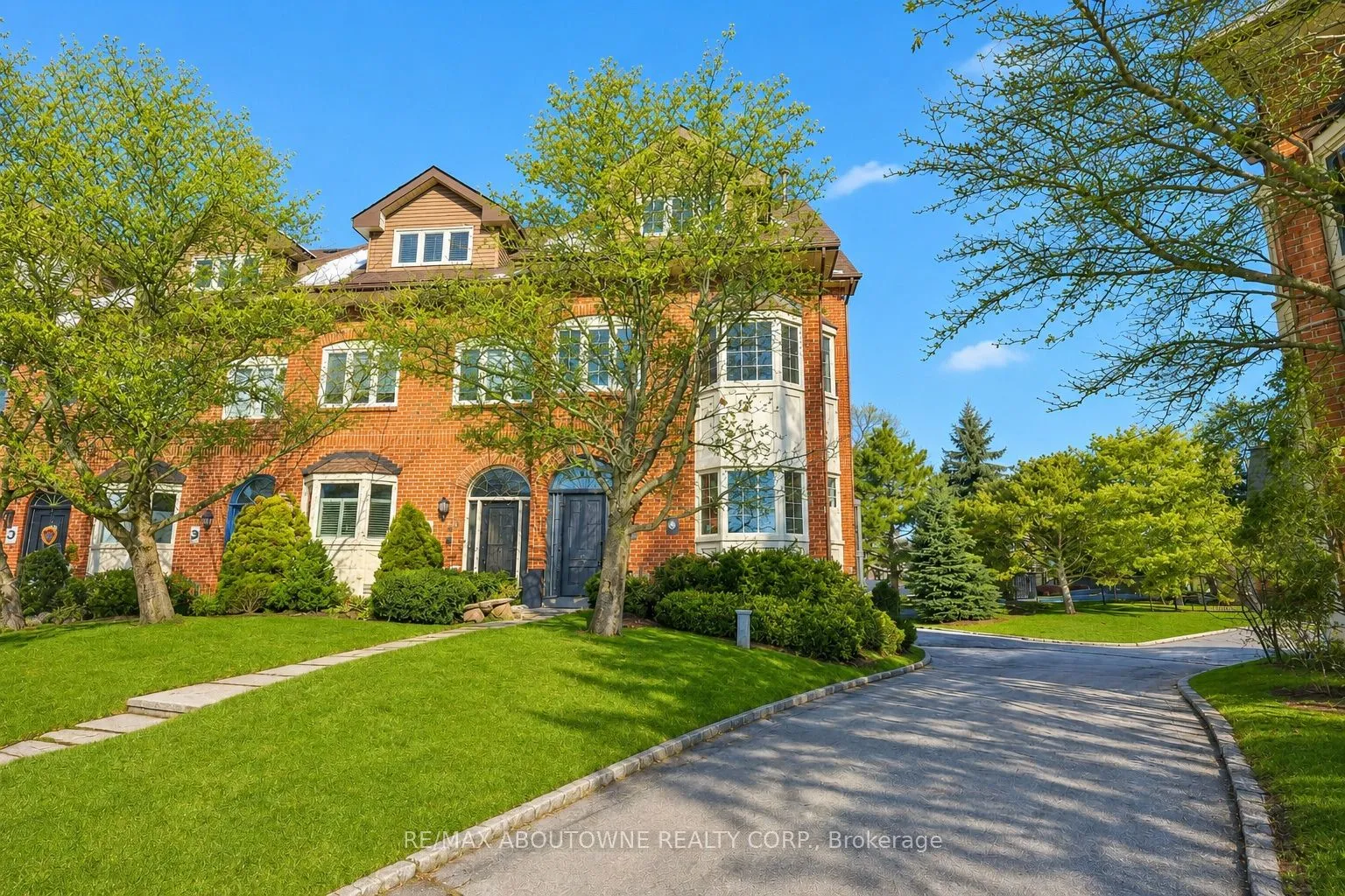 Property For Sale | W13548616