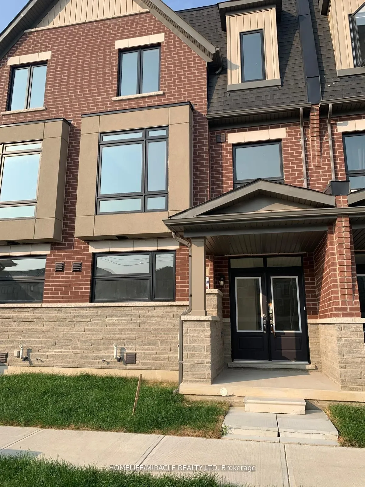 Property For Lease | W13549234