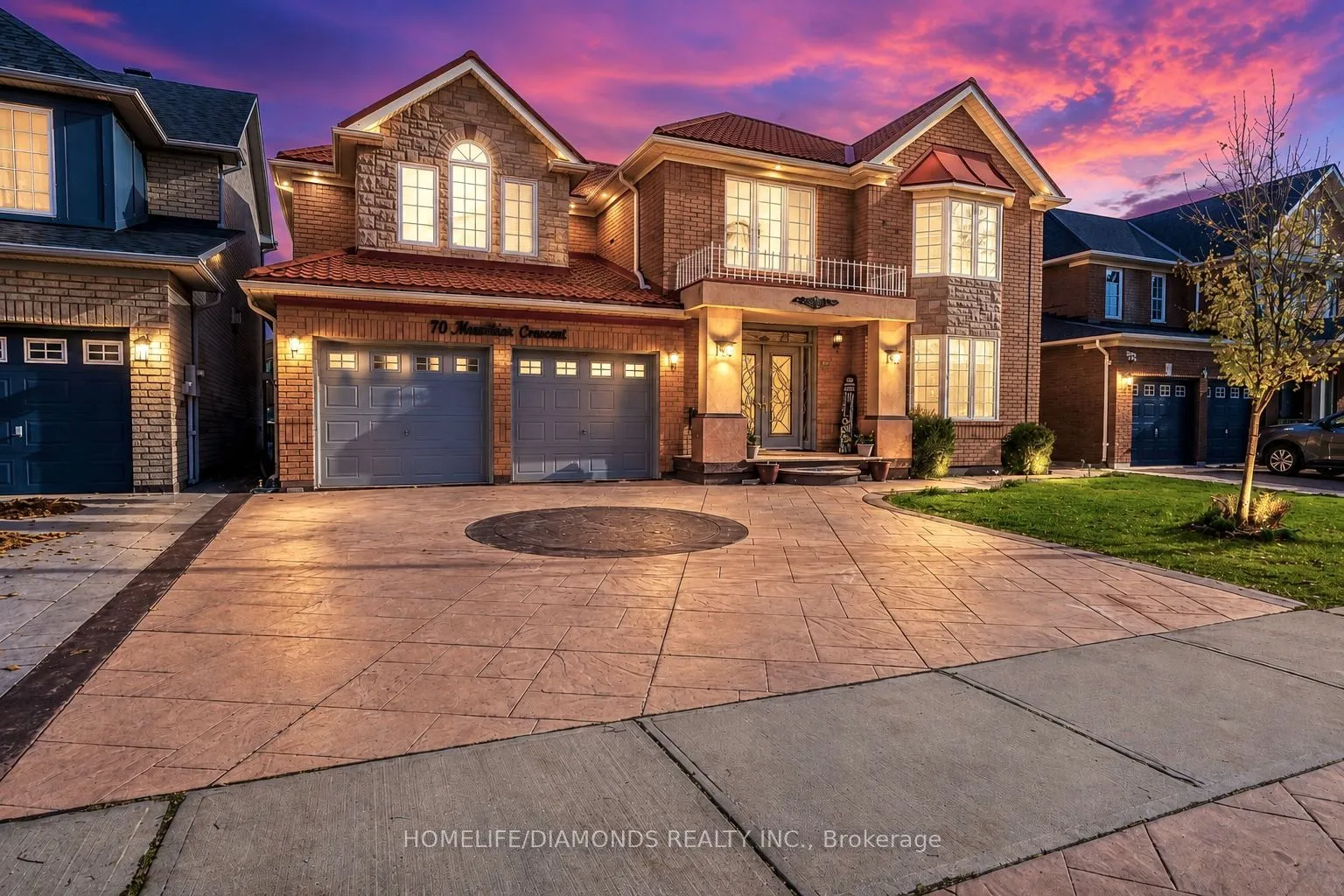 Detached Home For Sale | W13549238
