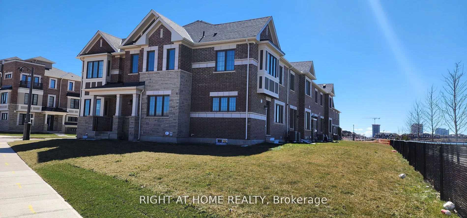Property For Lease | W13549762