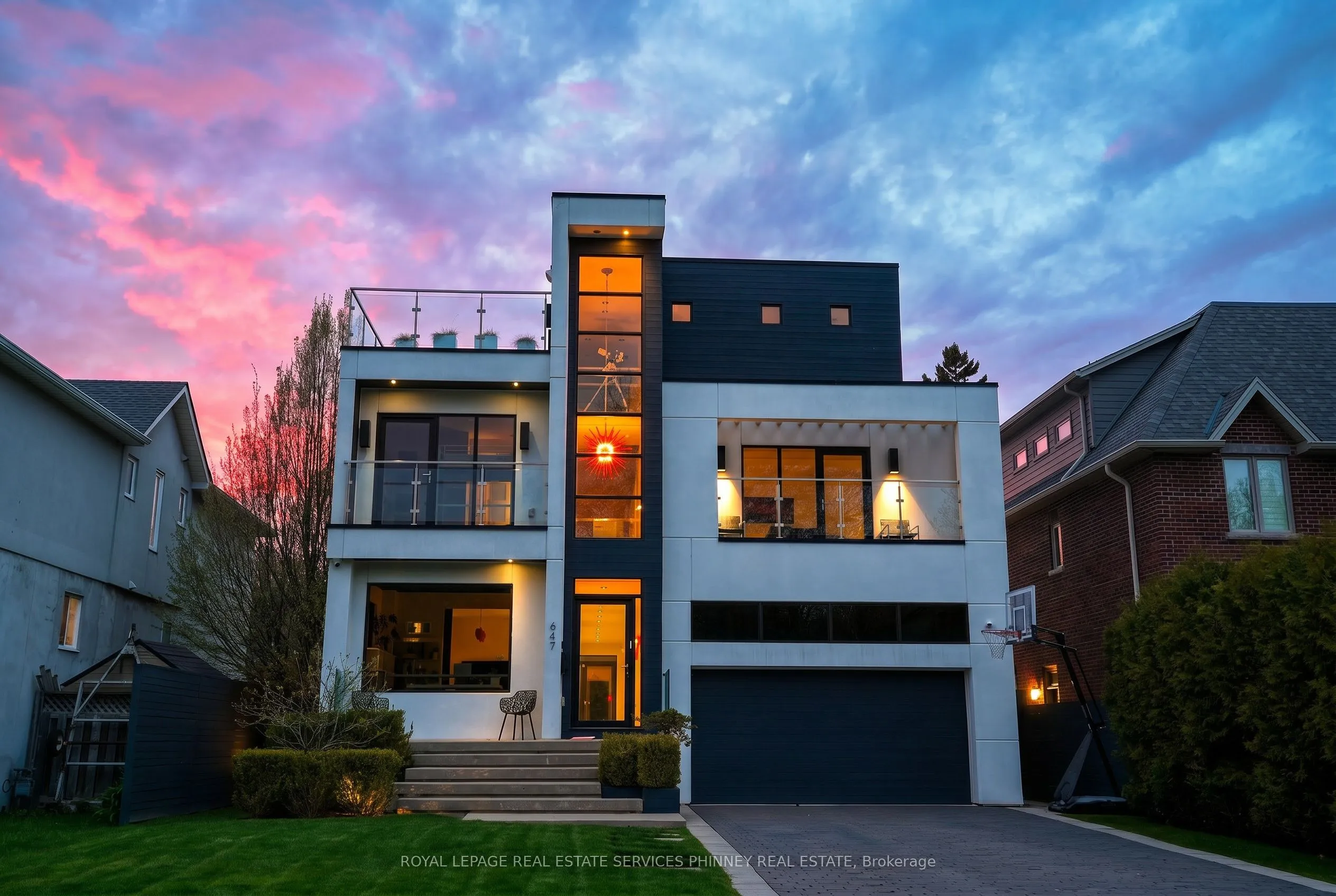 Detached Home For Sale | W13549946