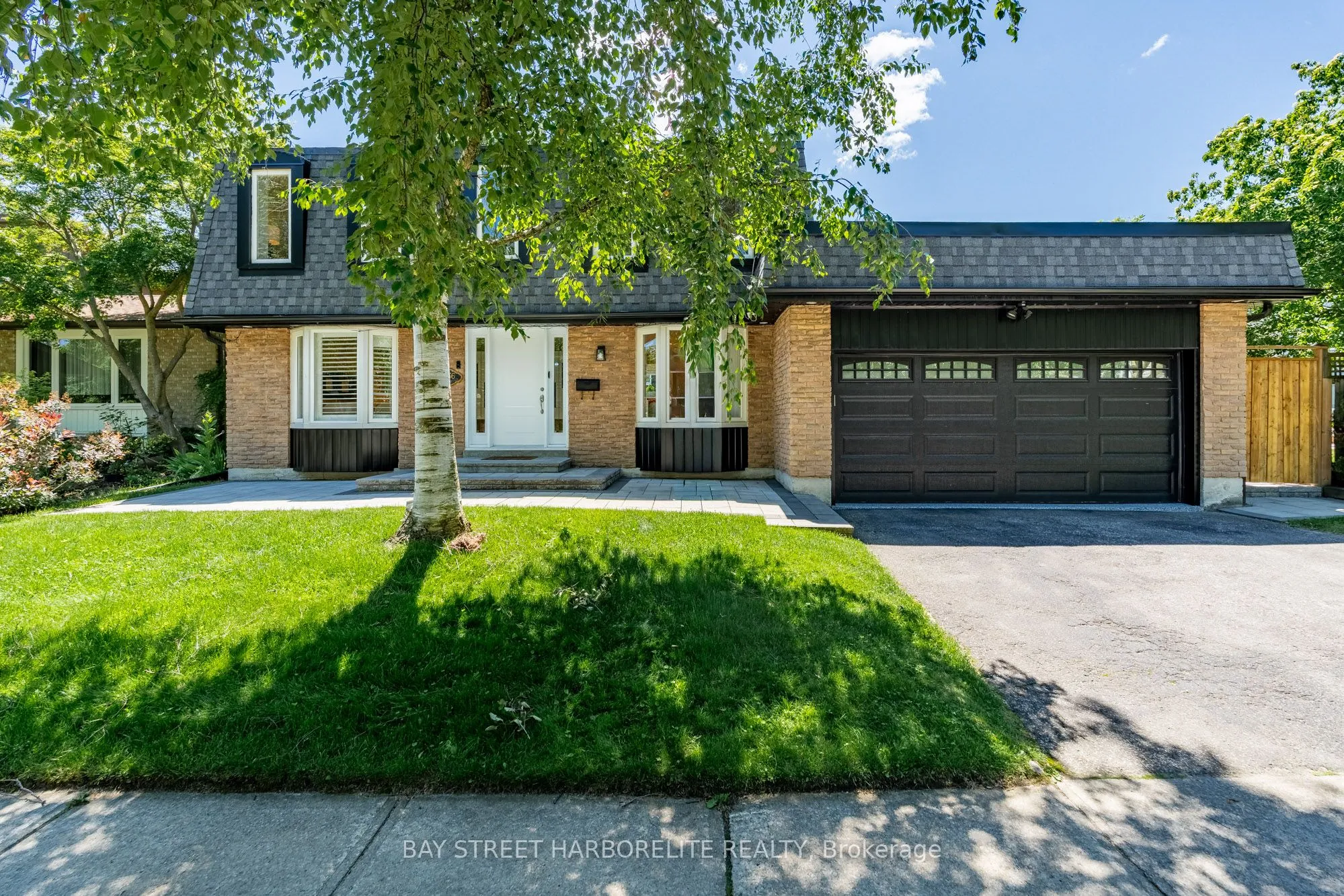 Detached Home For Sale | W13550196