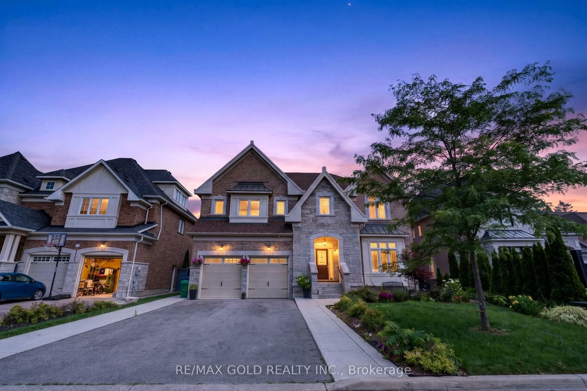 Detached Home For Sale | W13551368