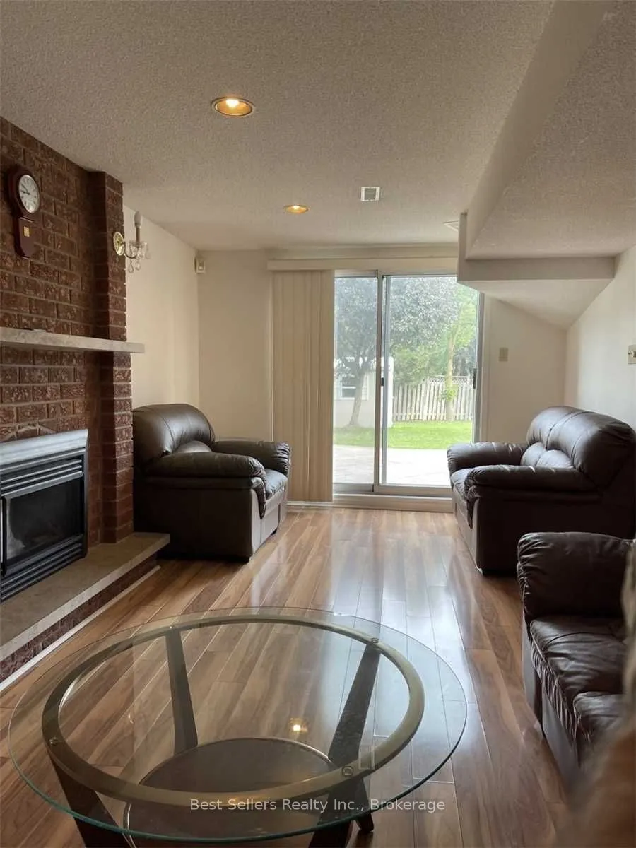 Property For Lease | W13551452