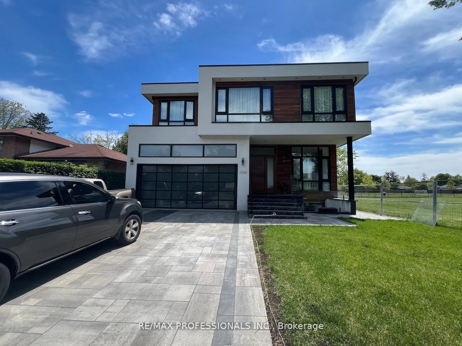 Detached Home For Sale | W13551806