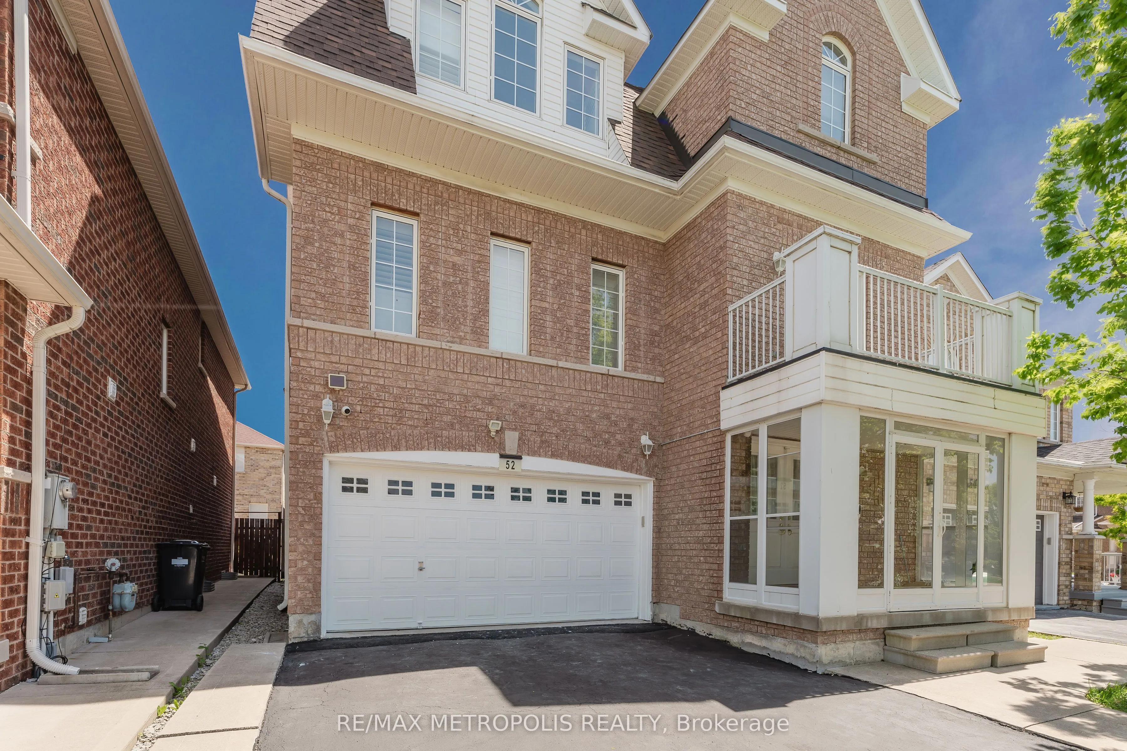 Detached Home For Sale | W13551814