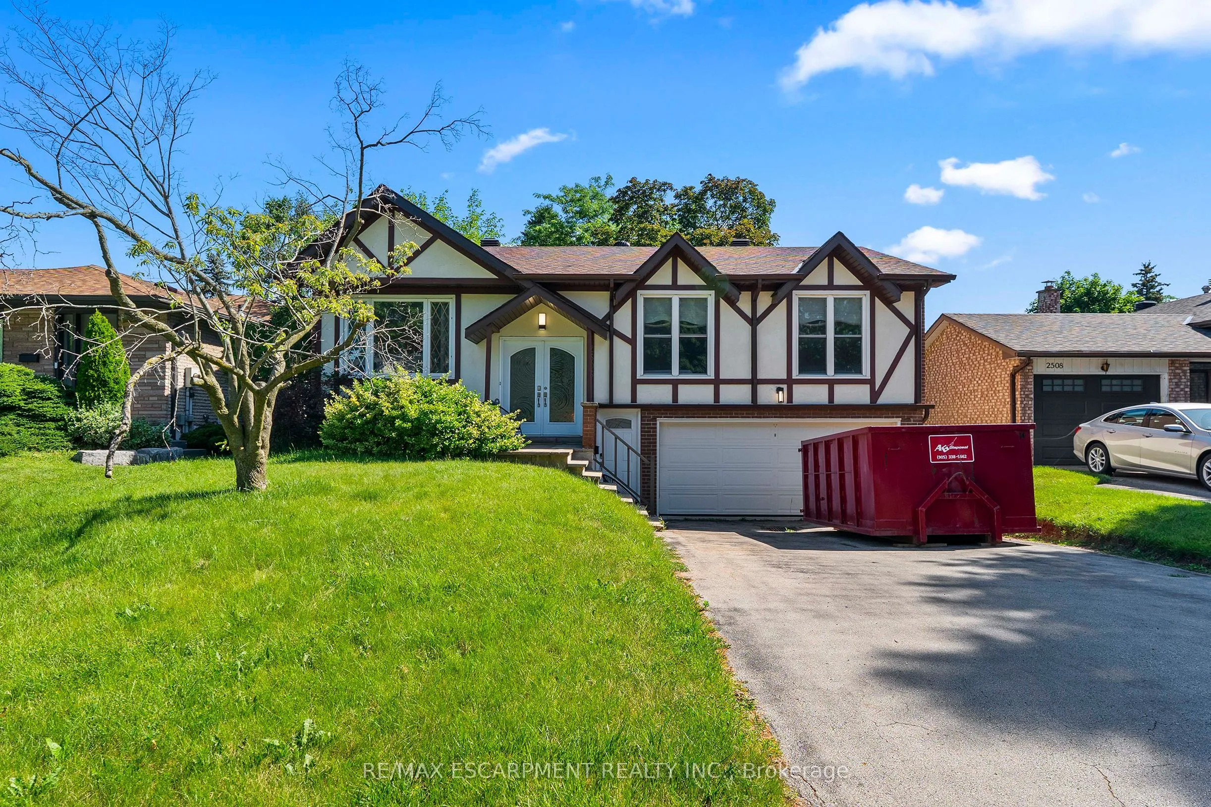 Detached Home For Lease | W13551864
