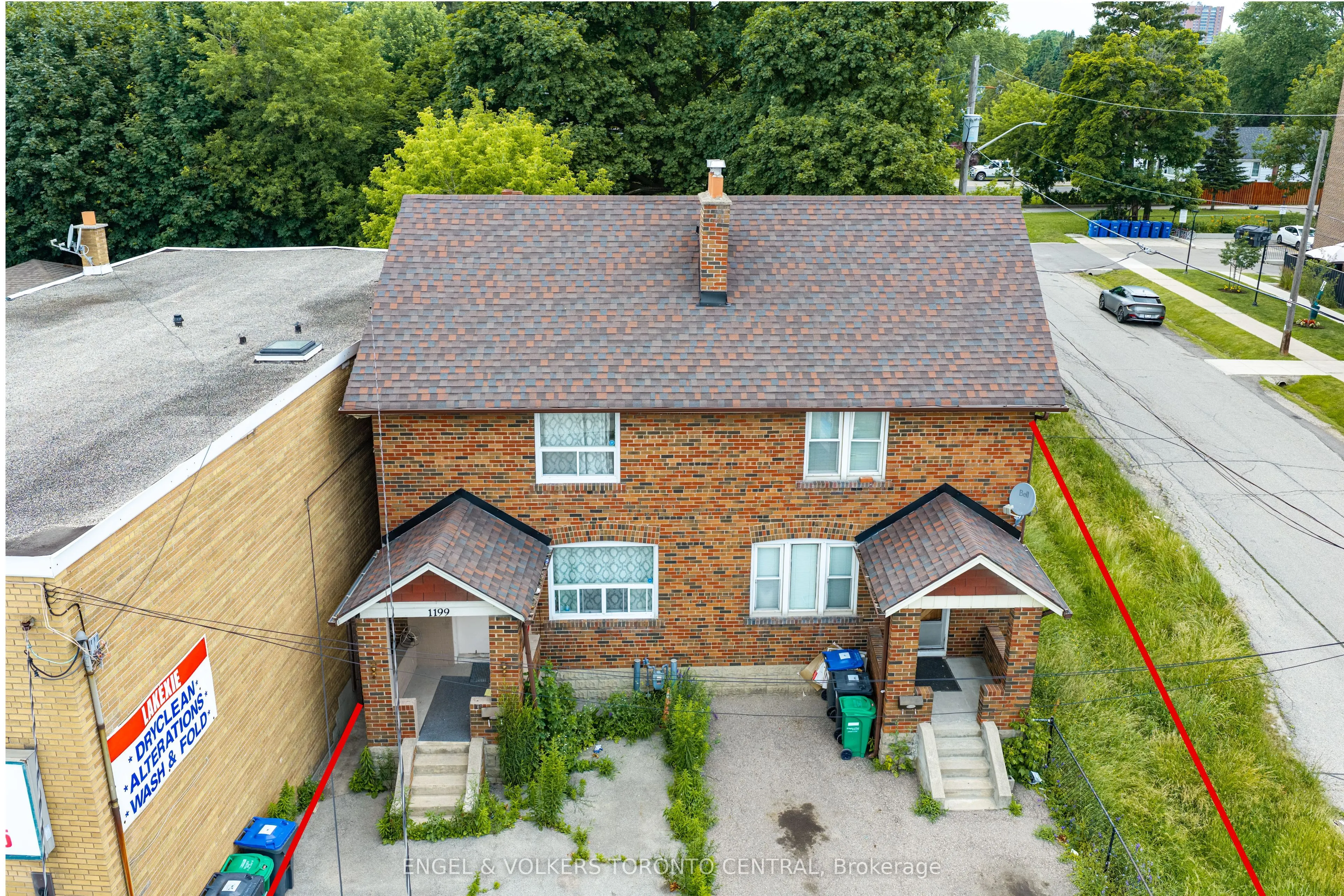 Duplex For Sale | W13552266