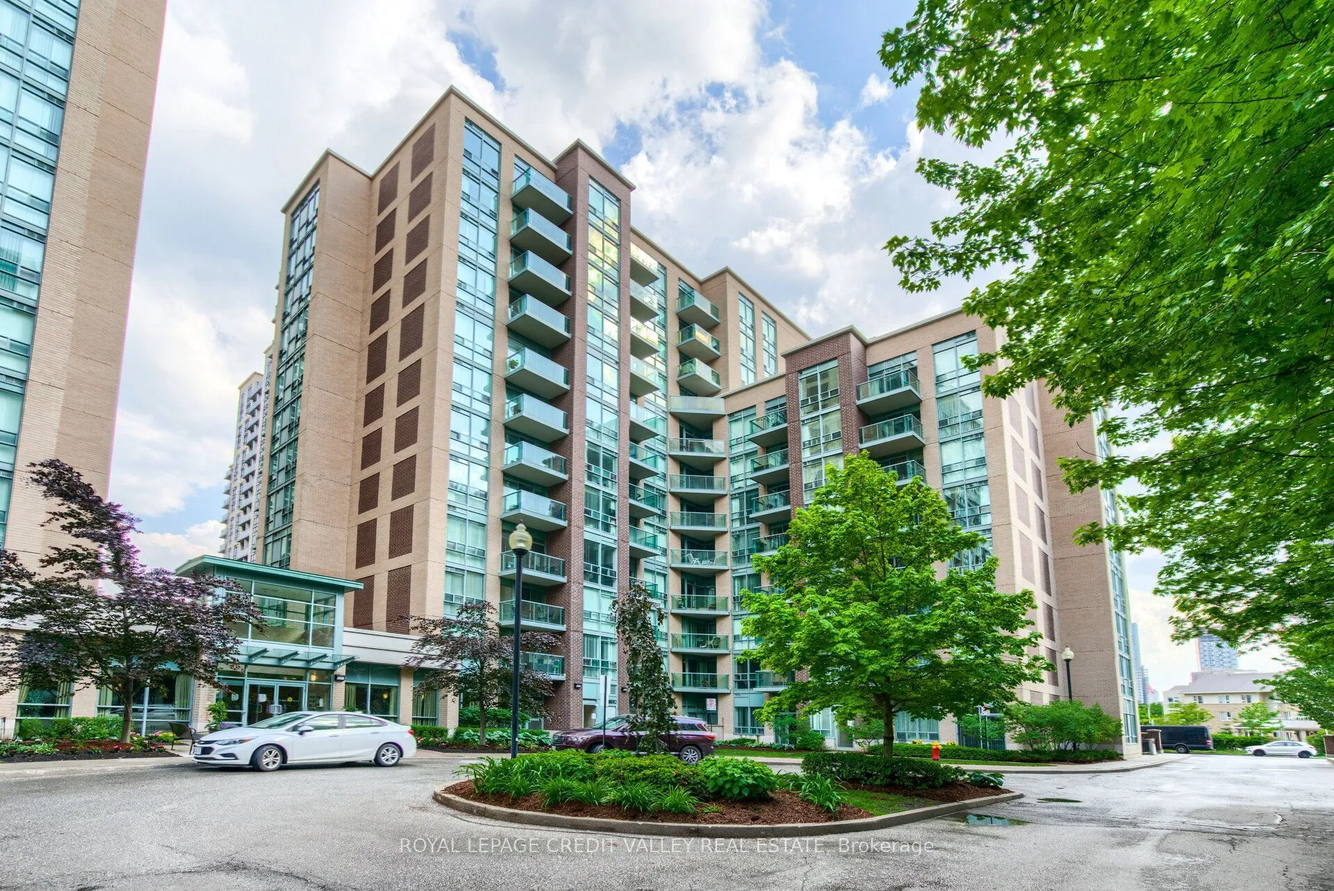 Property For Sale | W13552618