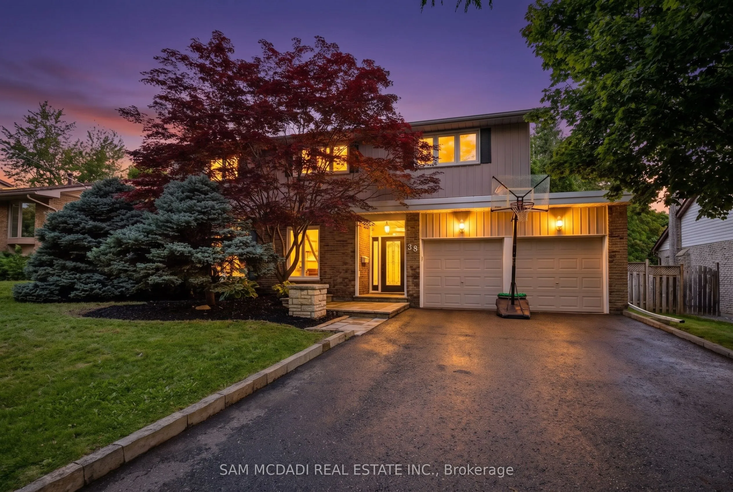 Detached Home For Sale | W13552650