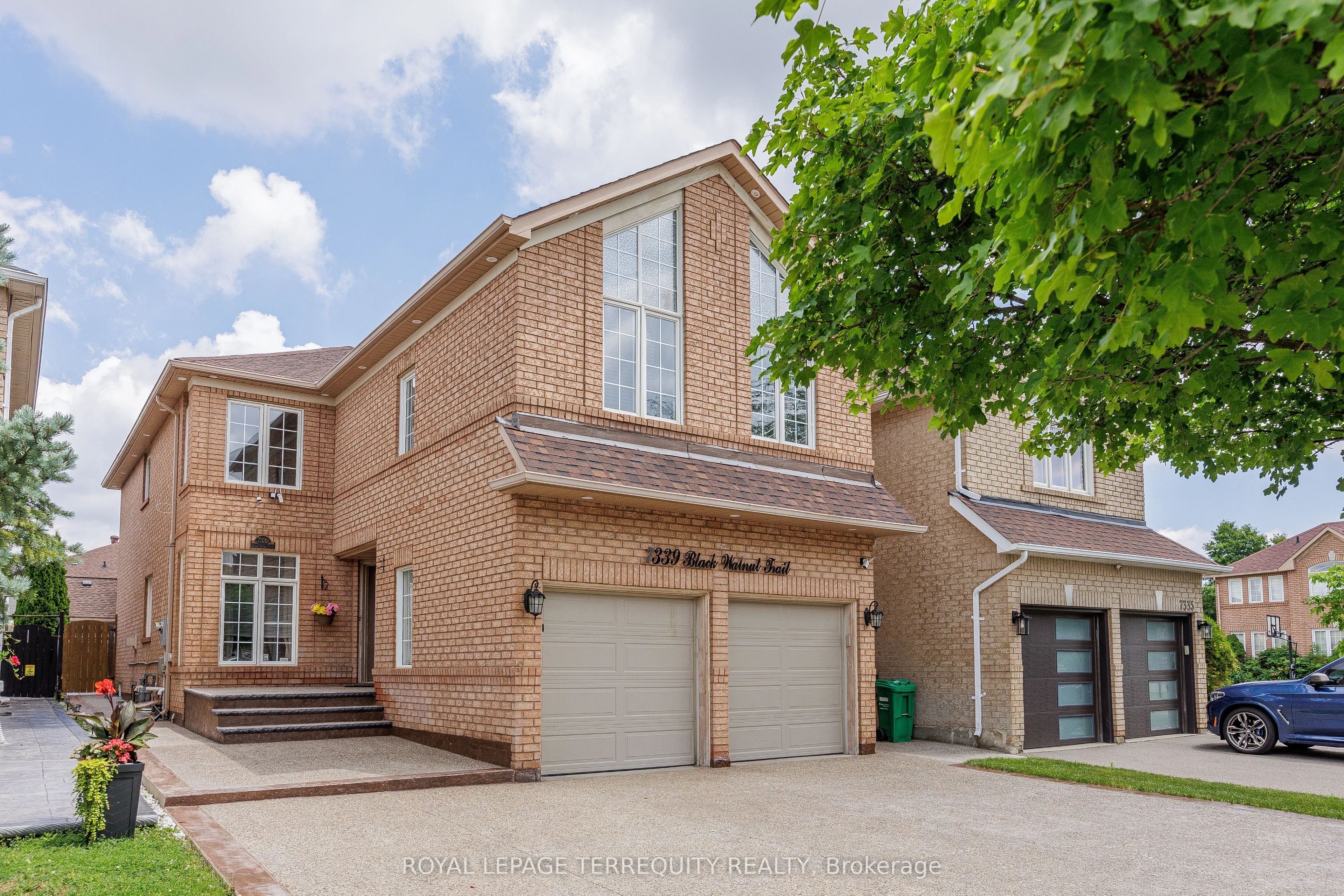 Detached Home For Sale | W13552712
