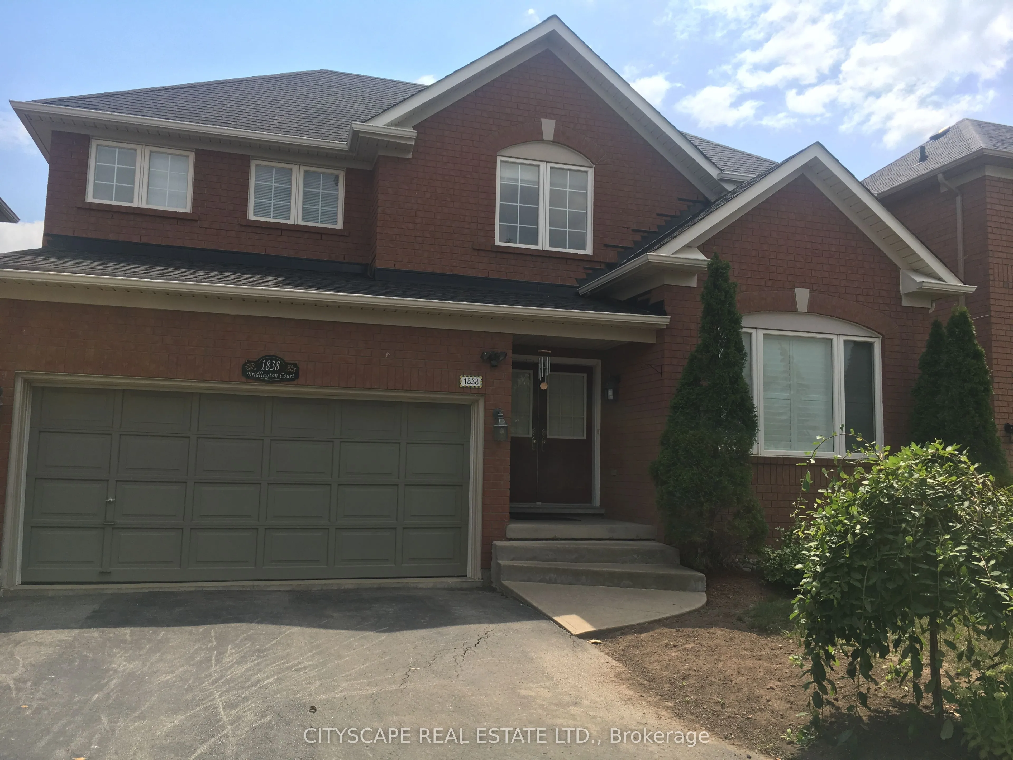 Detached Home For Lease | W13552722