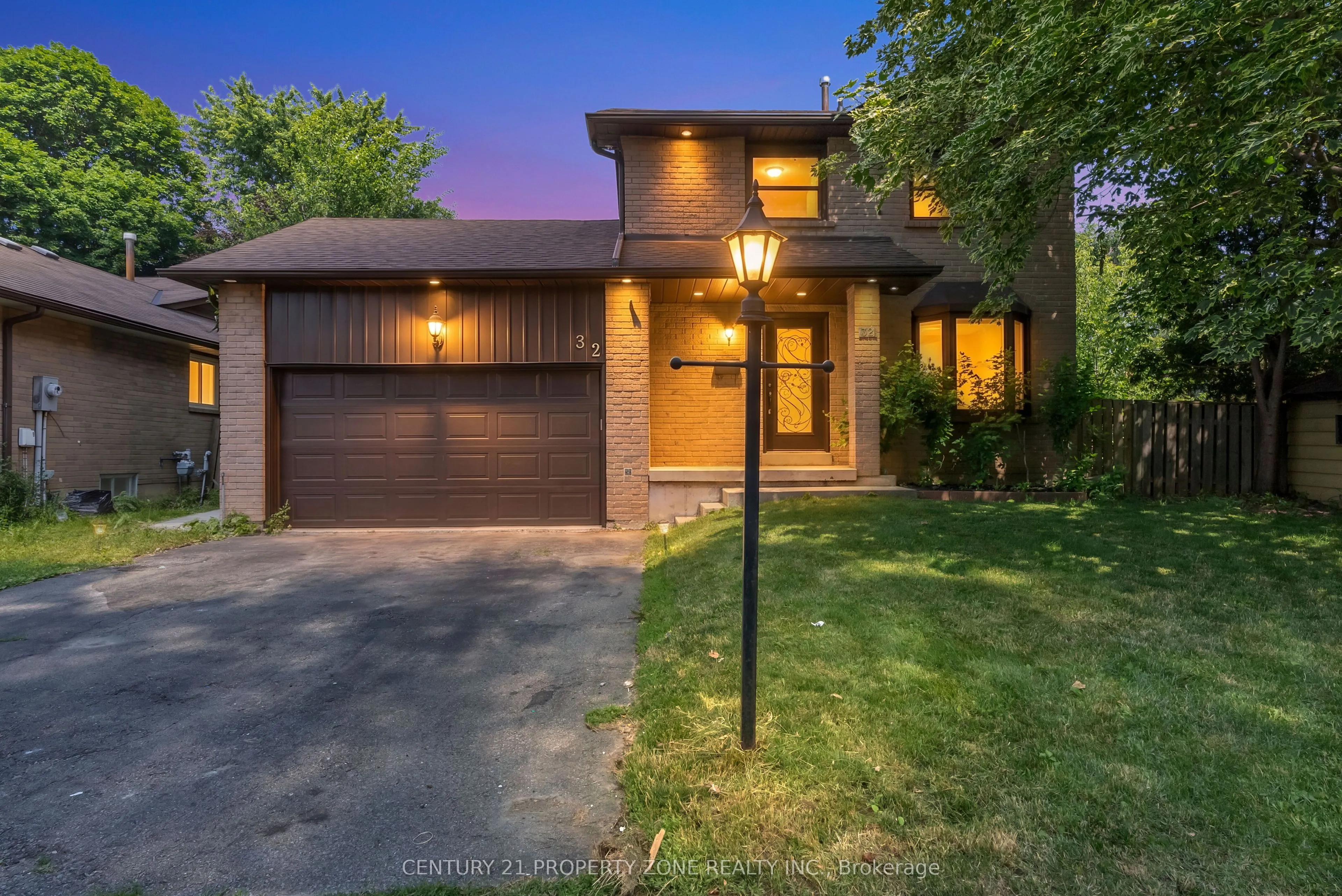Detached Home For Sale | W13552738