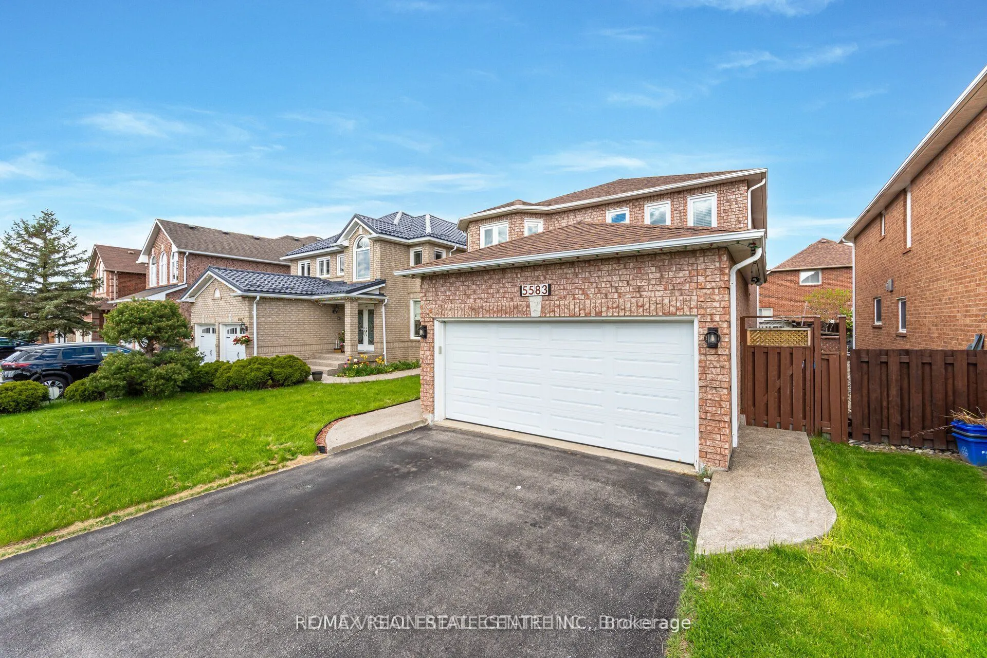 Detached Home For Lease | W13553104