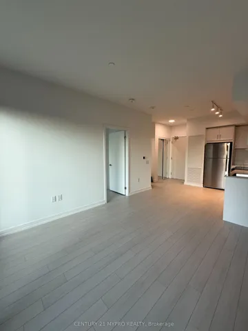 4010 Eglinton Avenue W 409, Toronto W09, ON M9A 4M2