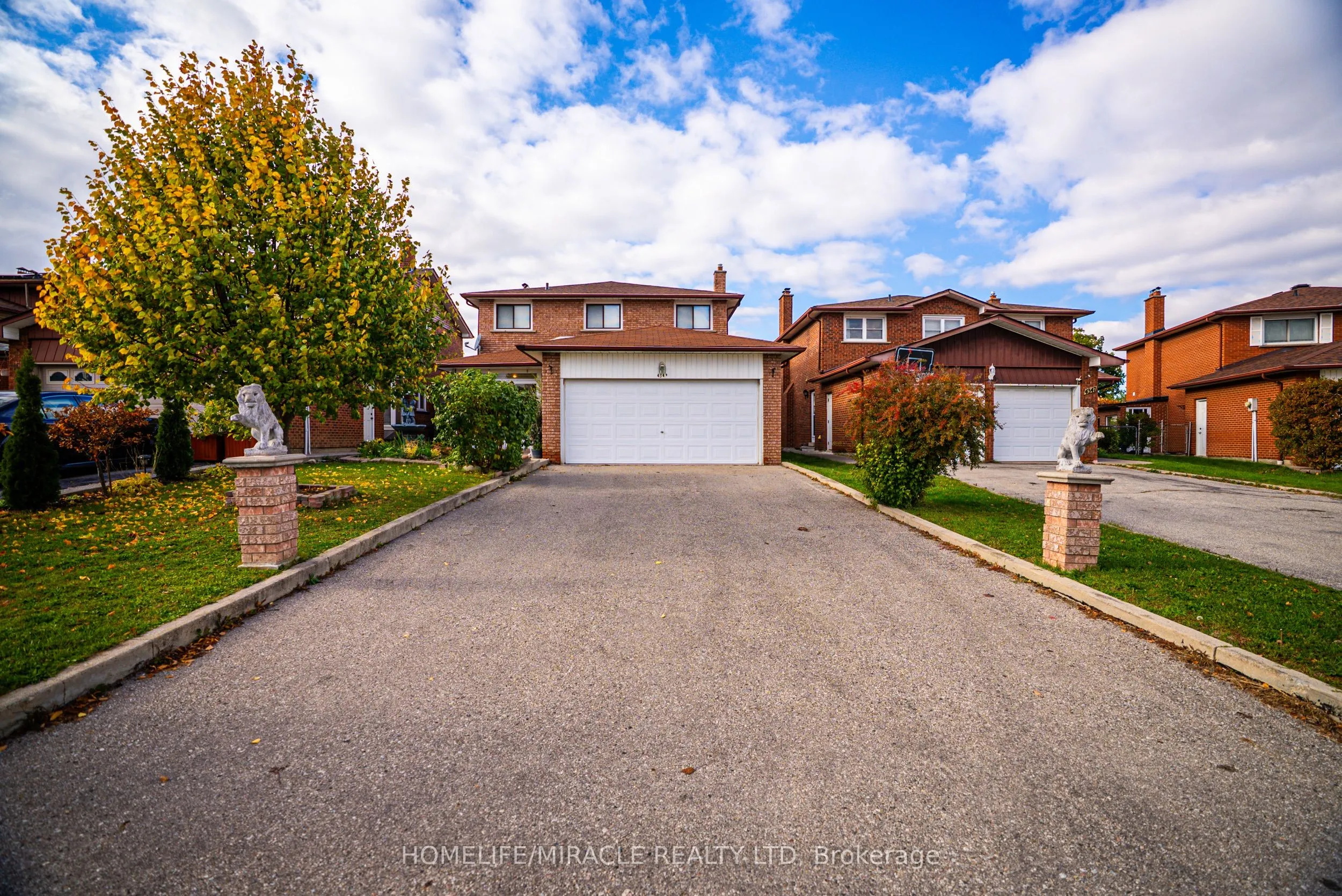 Detached Home For Sale | W13553398
