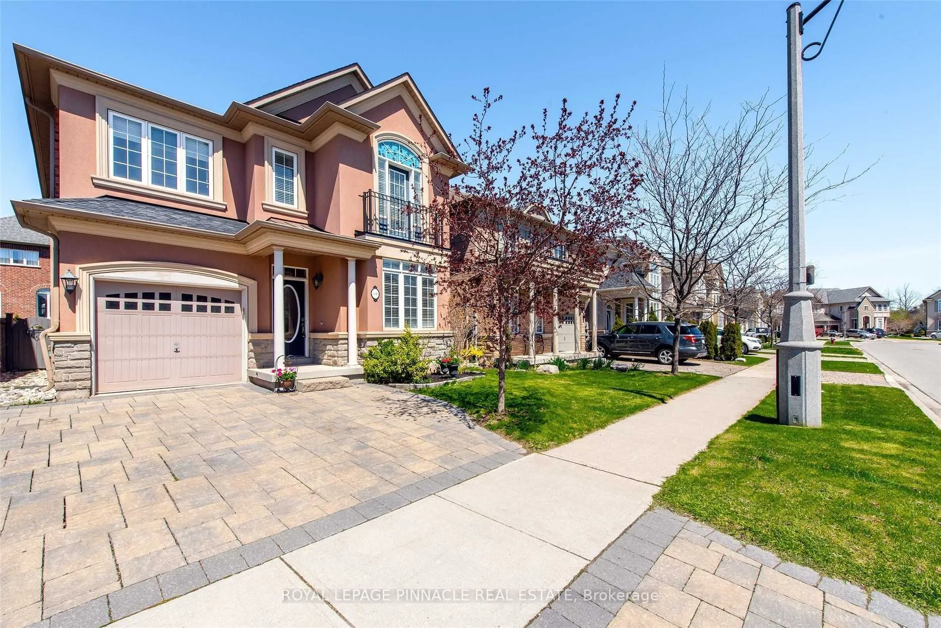 Detached Home For Sale | W13553644