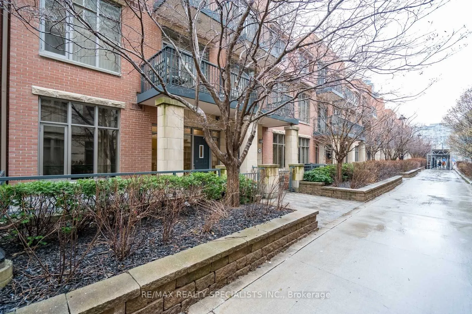 Property For Lease | W13553692