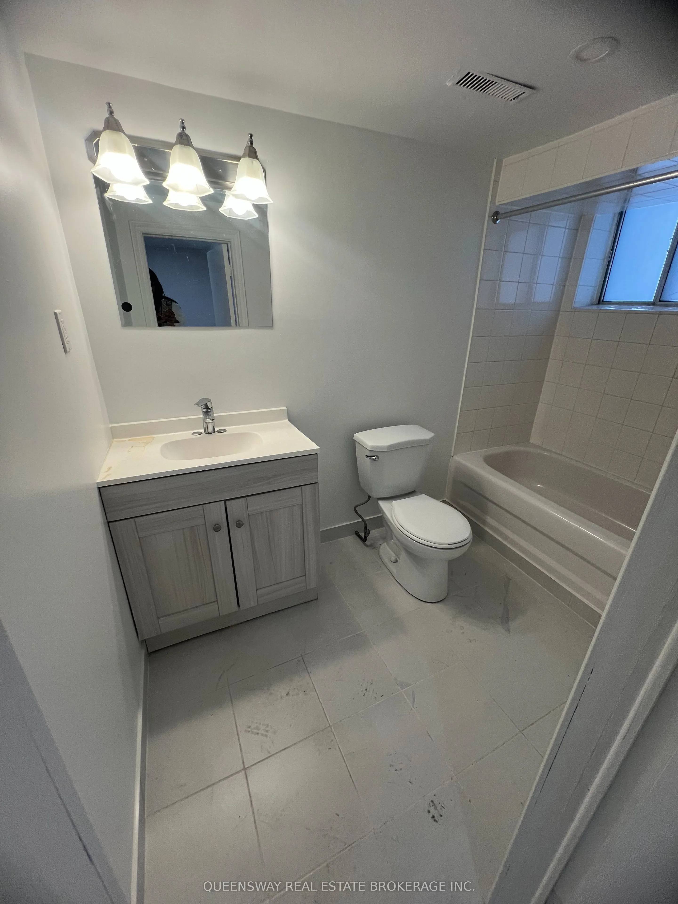Duplex For Lease | W13553812