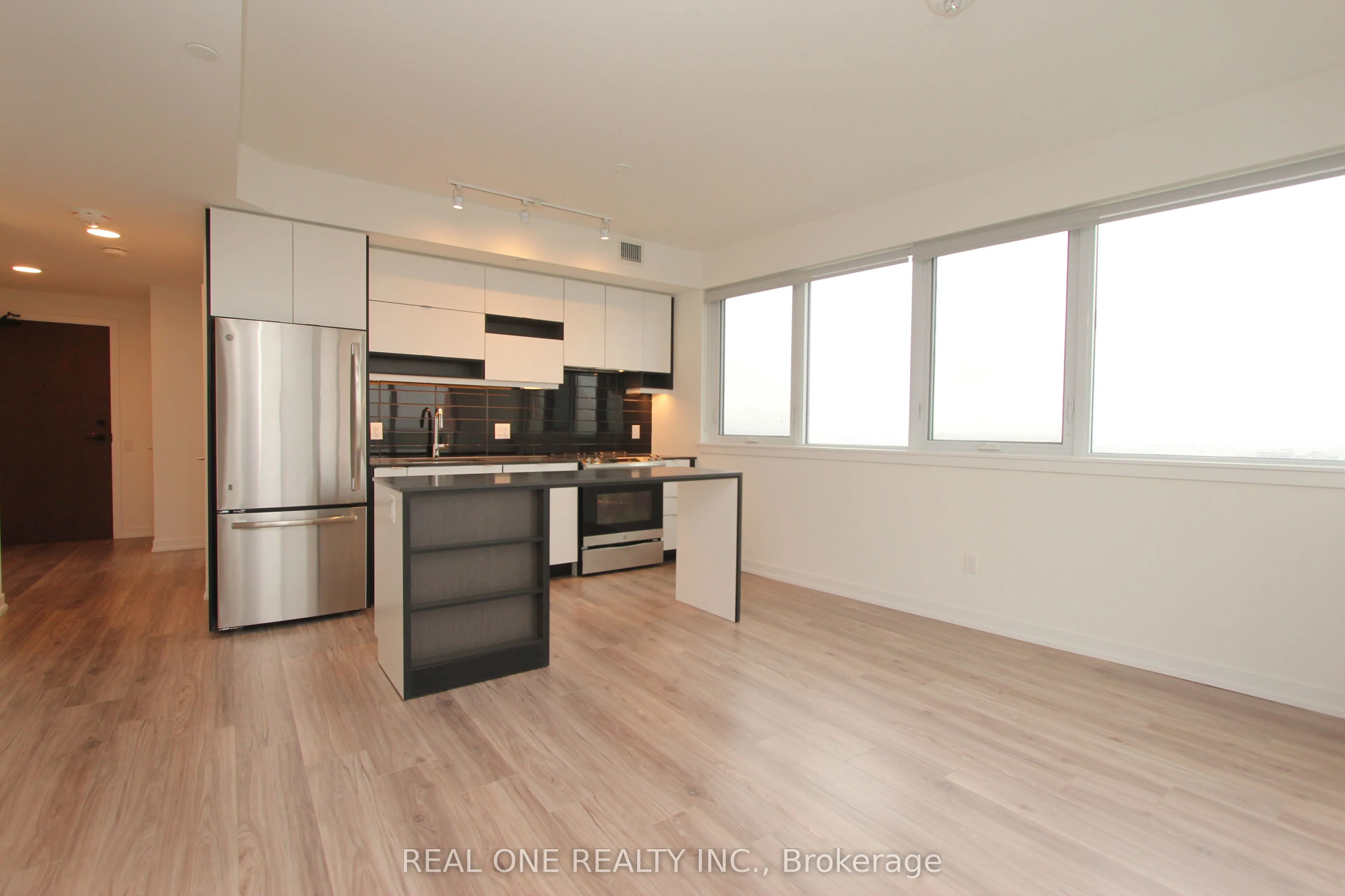 Property For Lease | W13553830