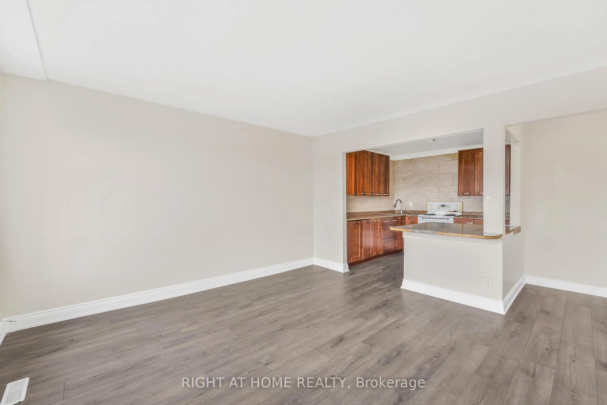 Property For Lease | W13553992