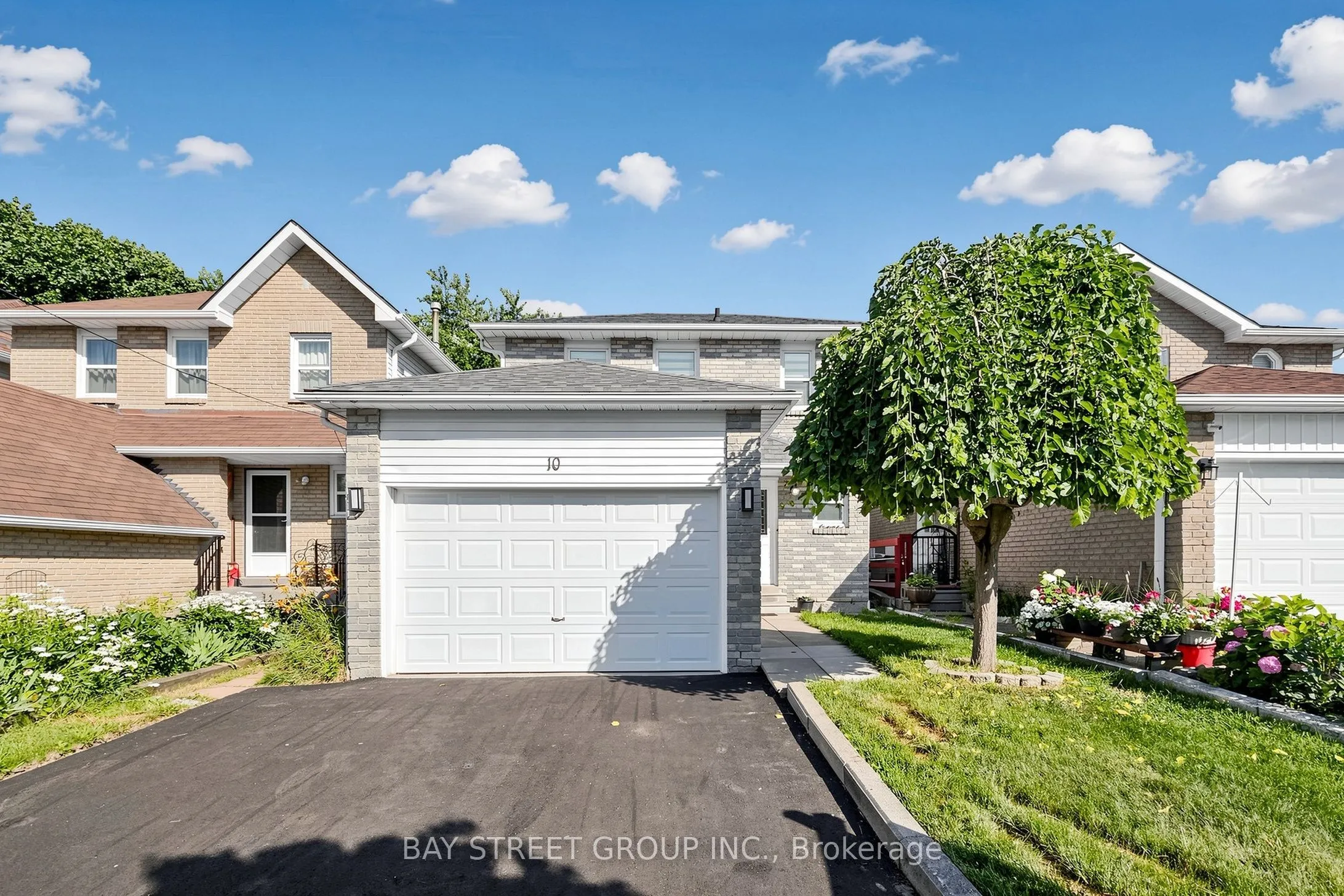 Detached Home For Sale | W13554060