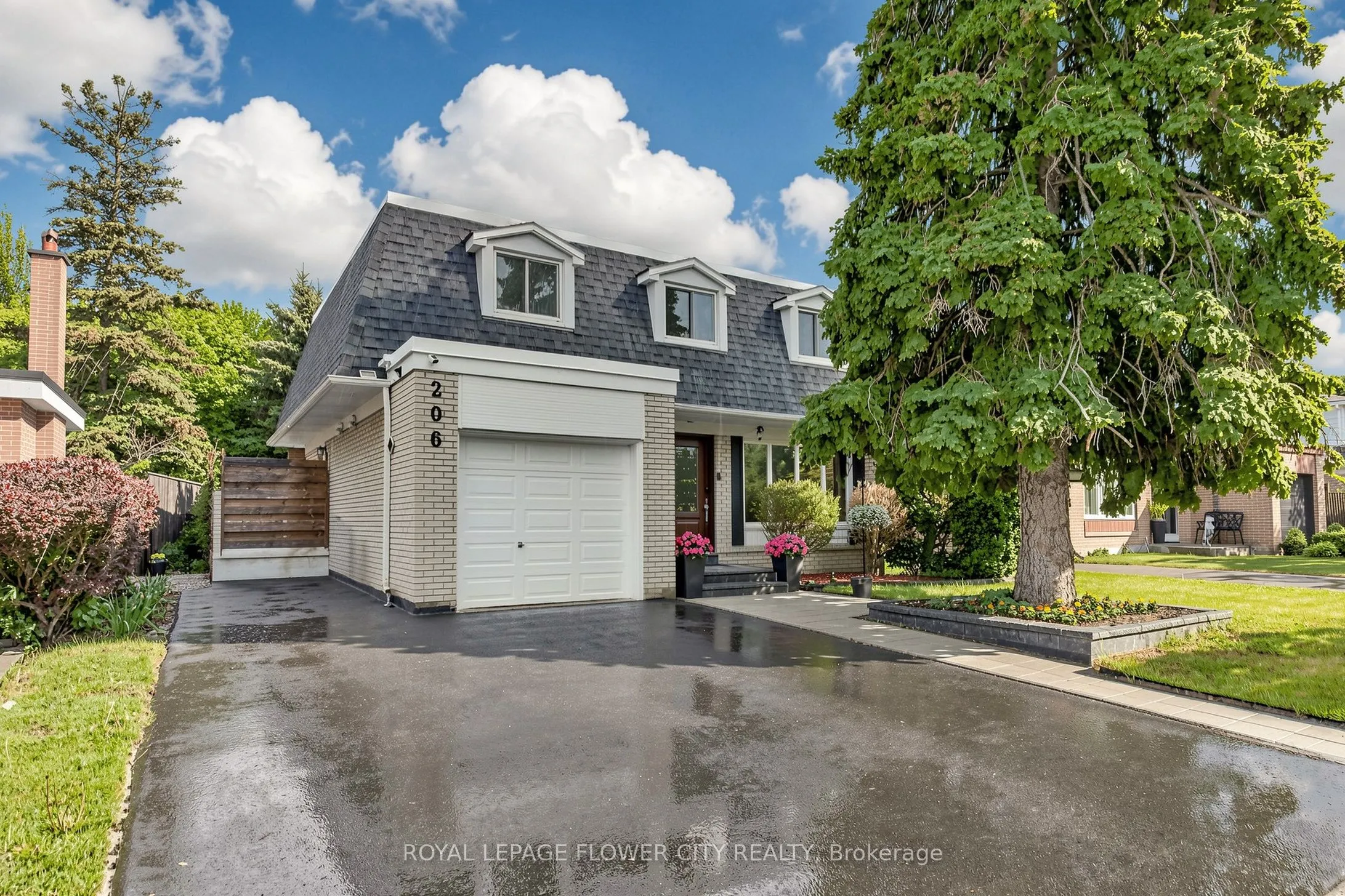 Detached Home For Sale | W13554104