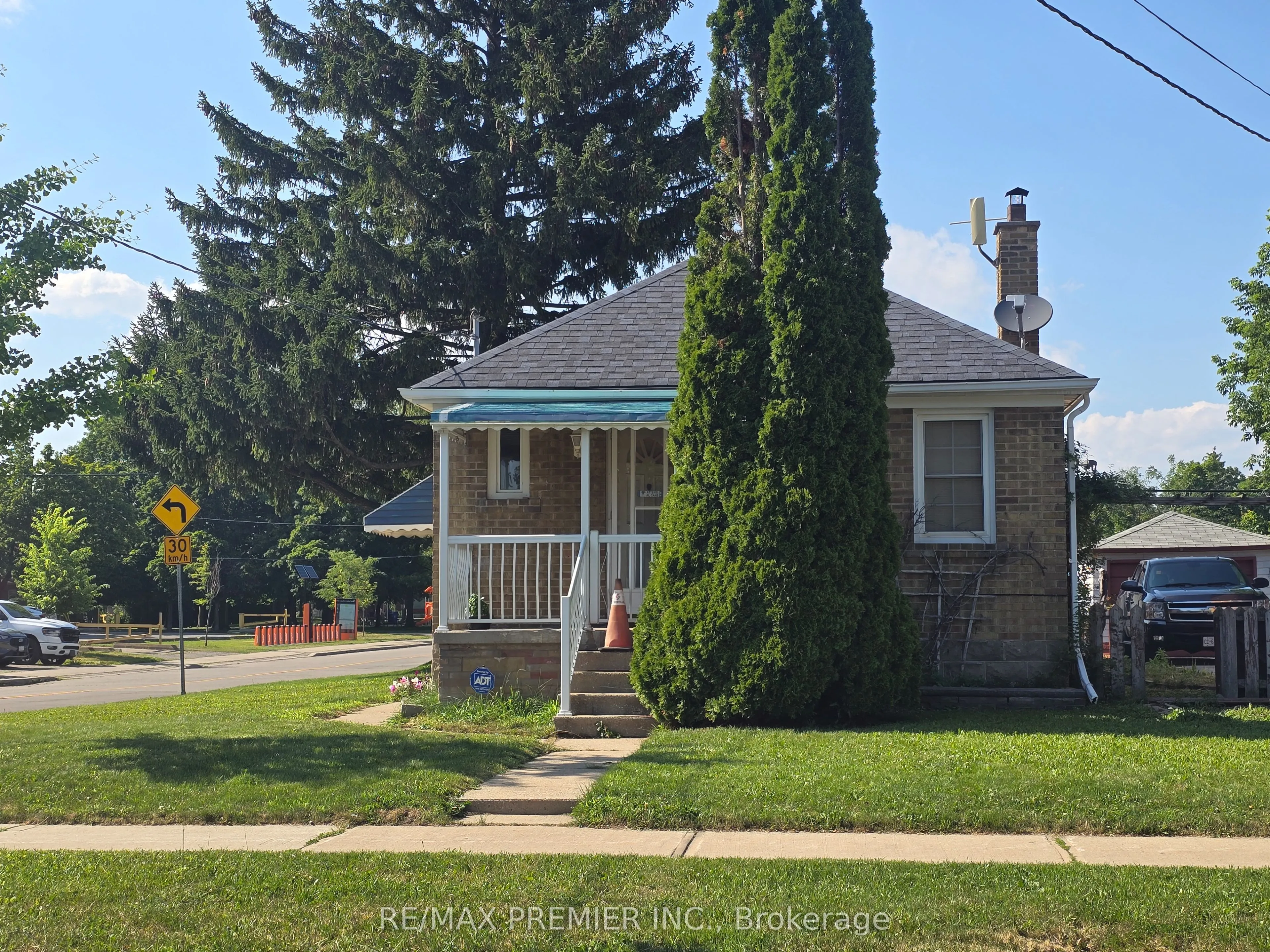 Detached Home For Sale | W13554226