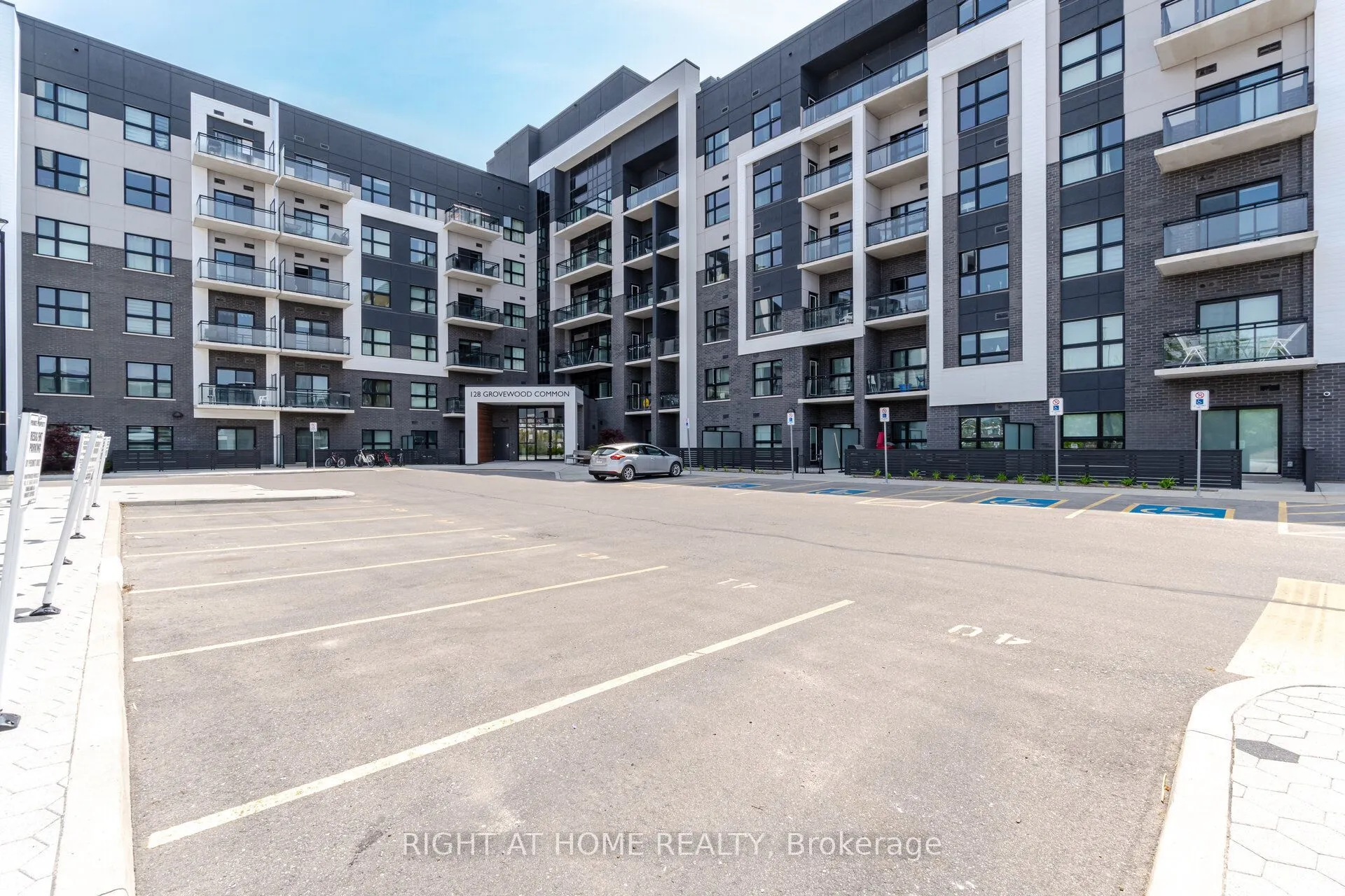 Property For Lease | W13554238